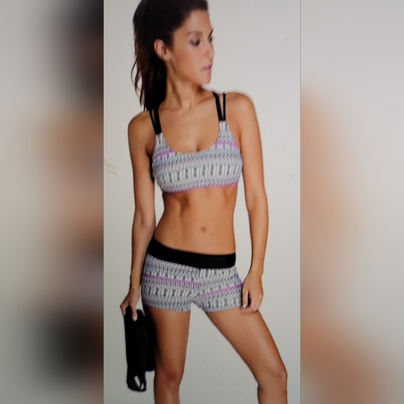 NWOT 3 PIECES BOY SHORT SWIM SPORTS BRA TOP SWIM TEE YOGA WORK OUT VOLLEYBALL - Picture 4 of 11